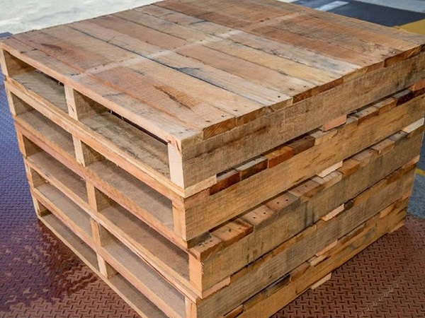 Custom Hardwood Pallets
